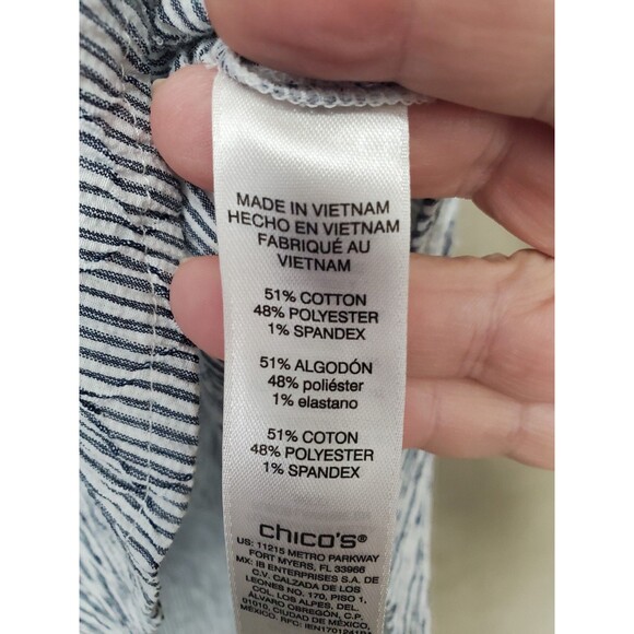 Chico's Cotton Blend Diamond Textured Split Neck Roll-Tab Sleeve Tunic Size 2 L - Picture 6 of 8